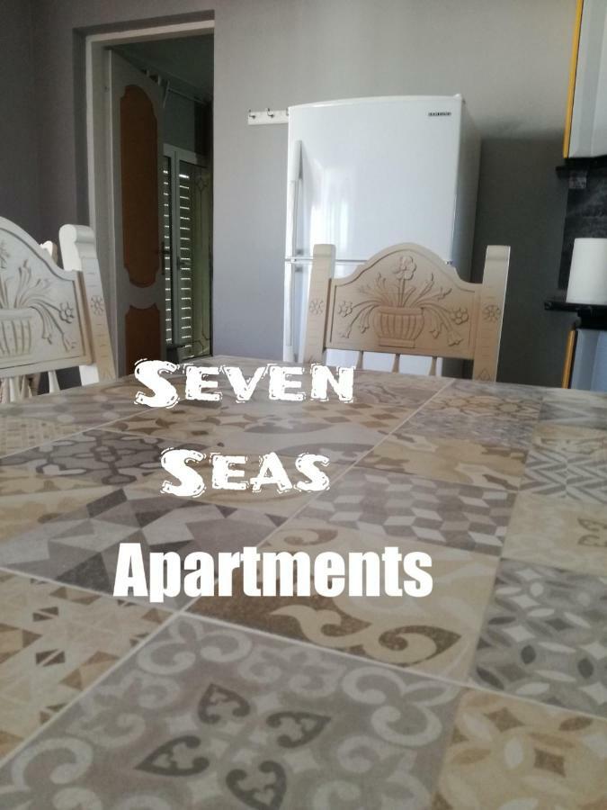 Seven Seas Apartments Artemida  Exterior photo